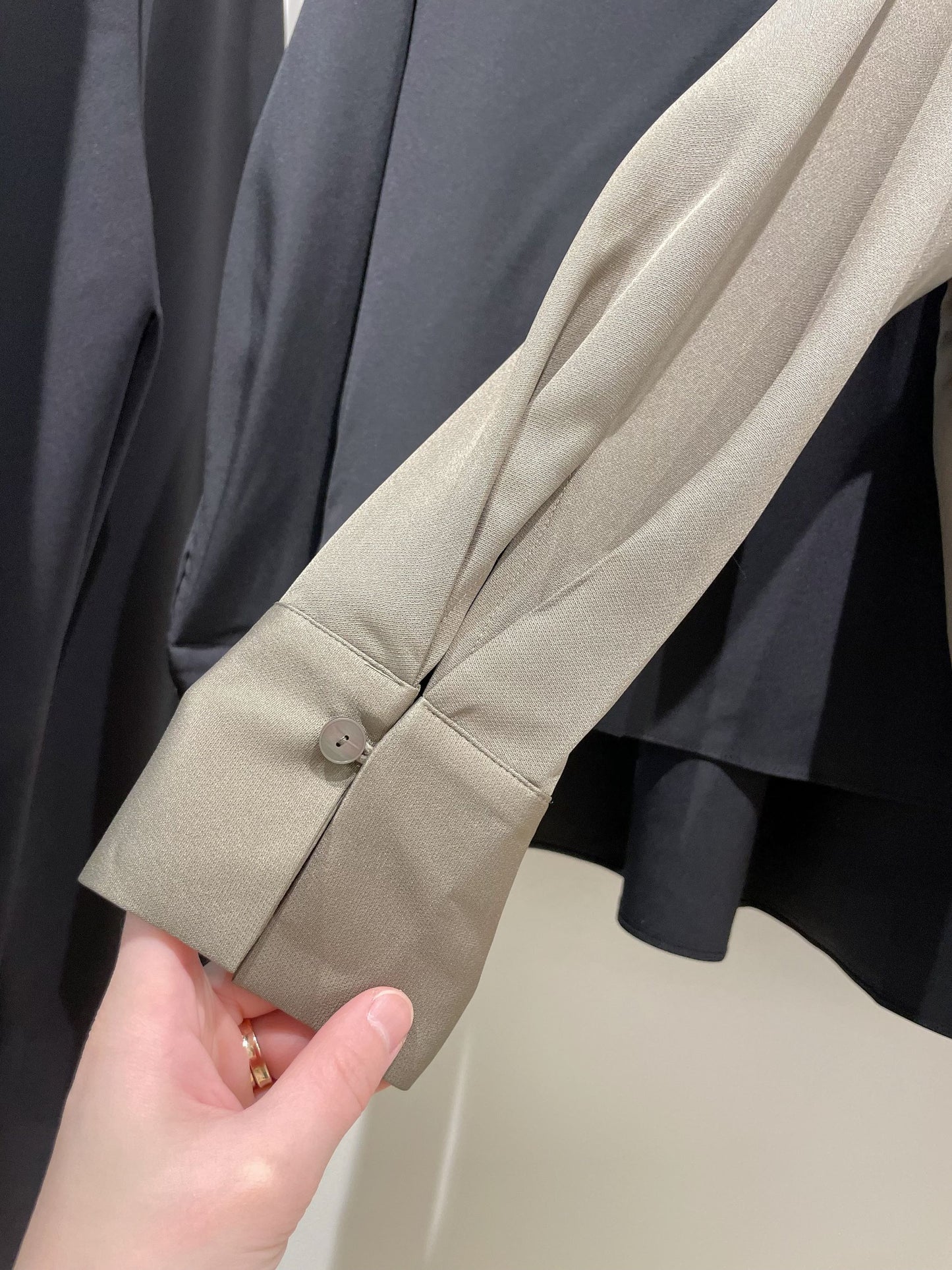 Vneck Back Pleated Blouse