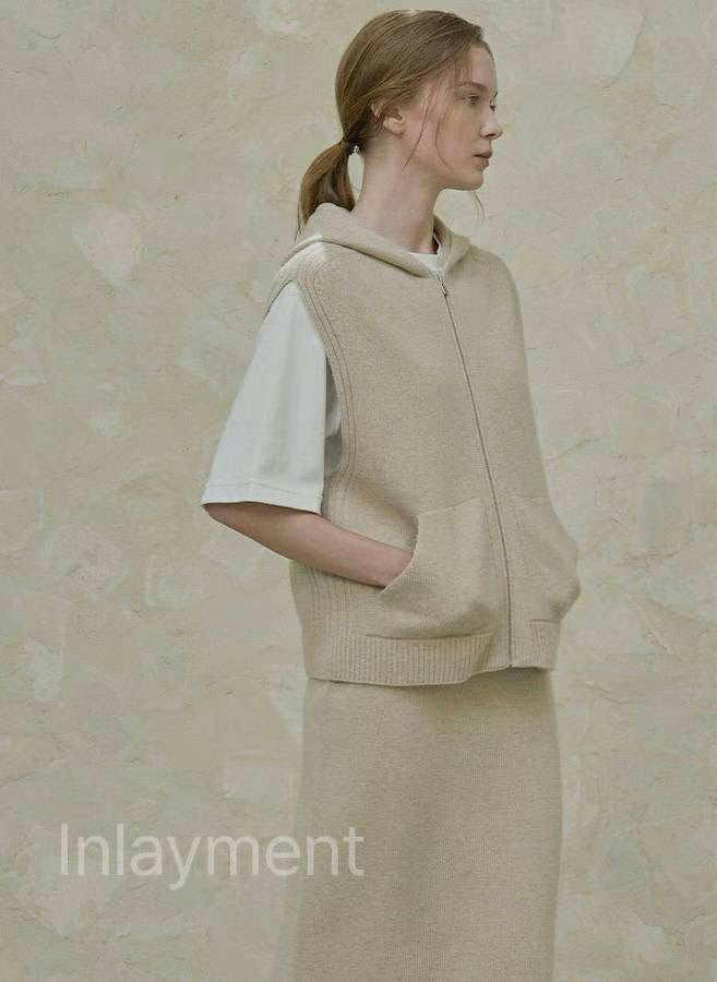 Basic Zipper Knit Vest