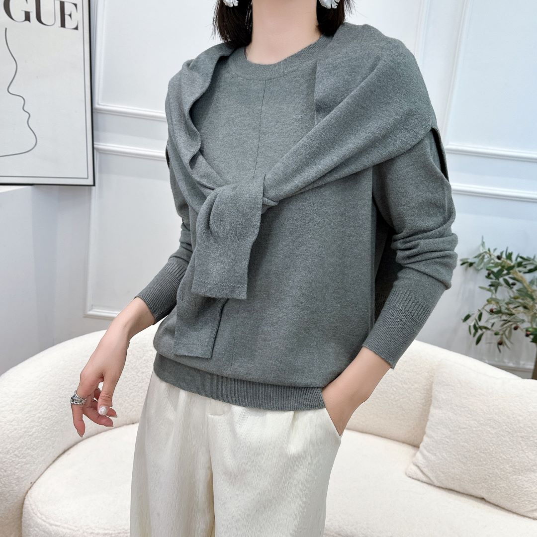 Two peice long sleeve sweater set