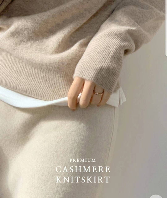 Cashmere Blend Pencil Skirt