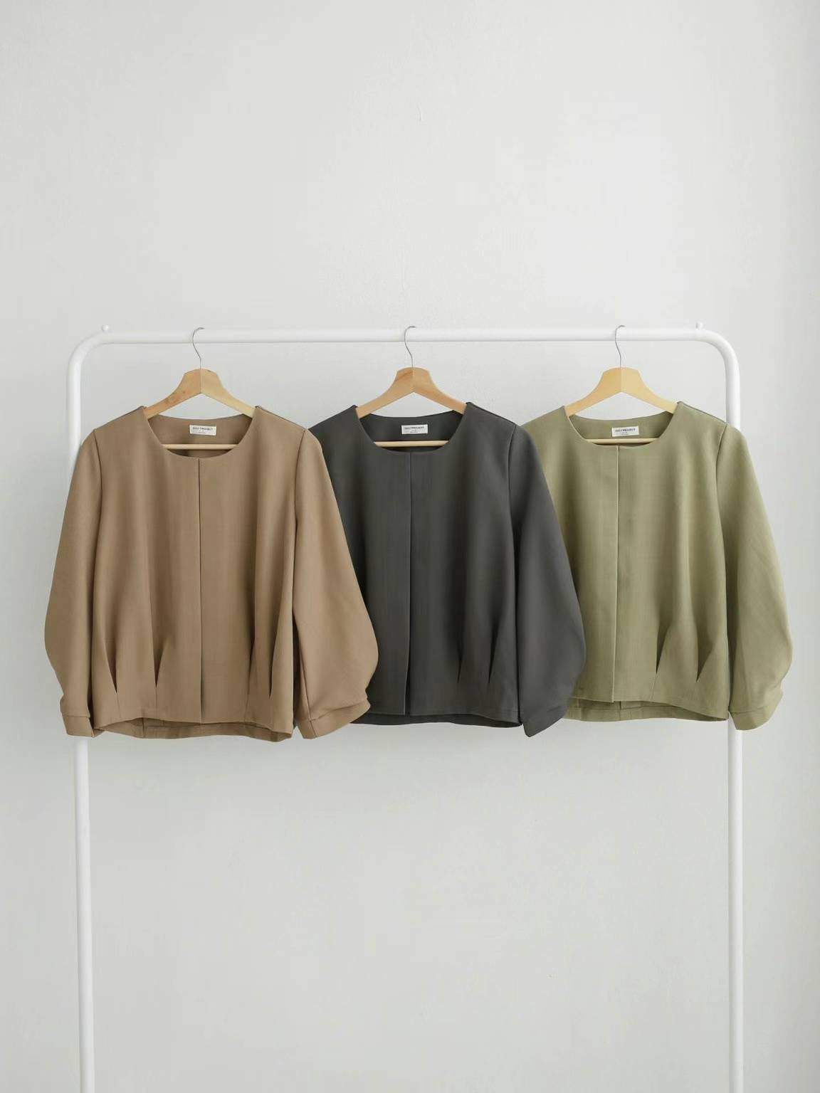 Round Collar Short Sleeve Jacket