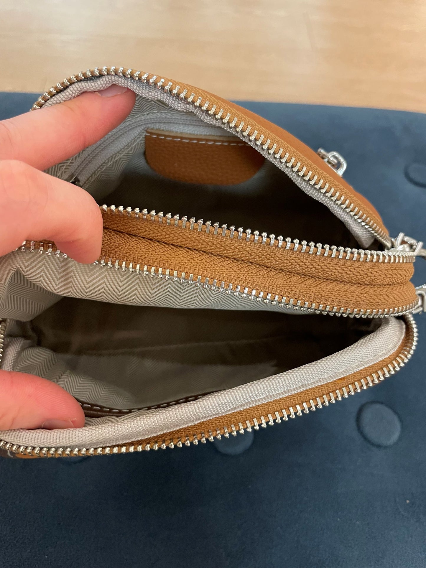Small Curvy Crossbody