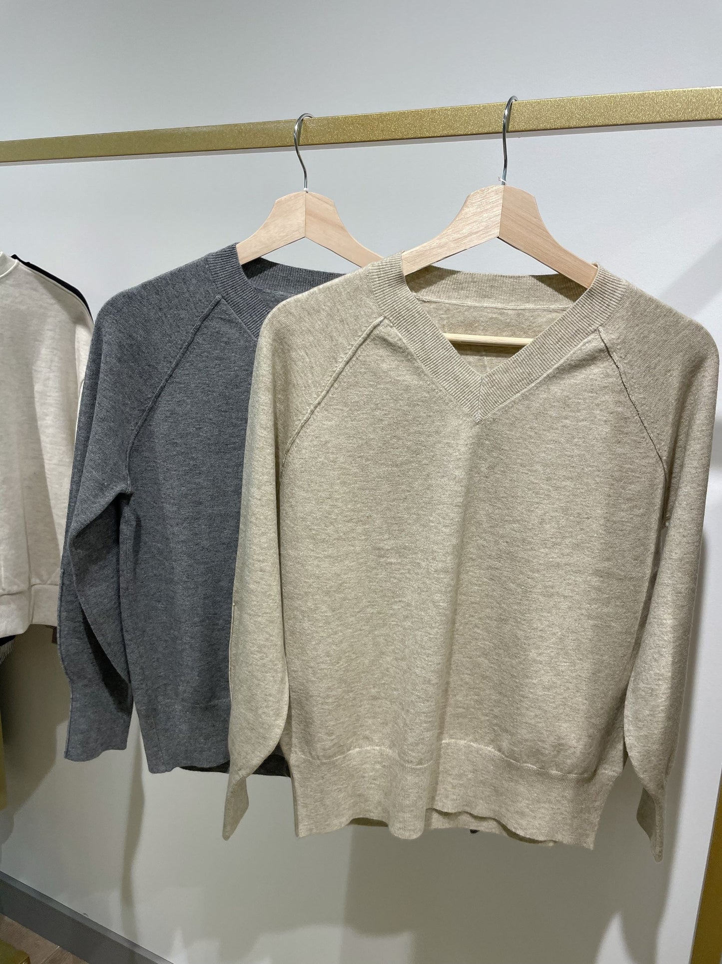 V Neck long sleeve sweater 2223