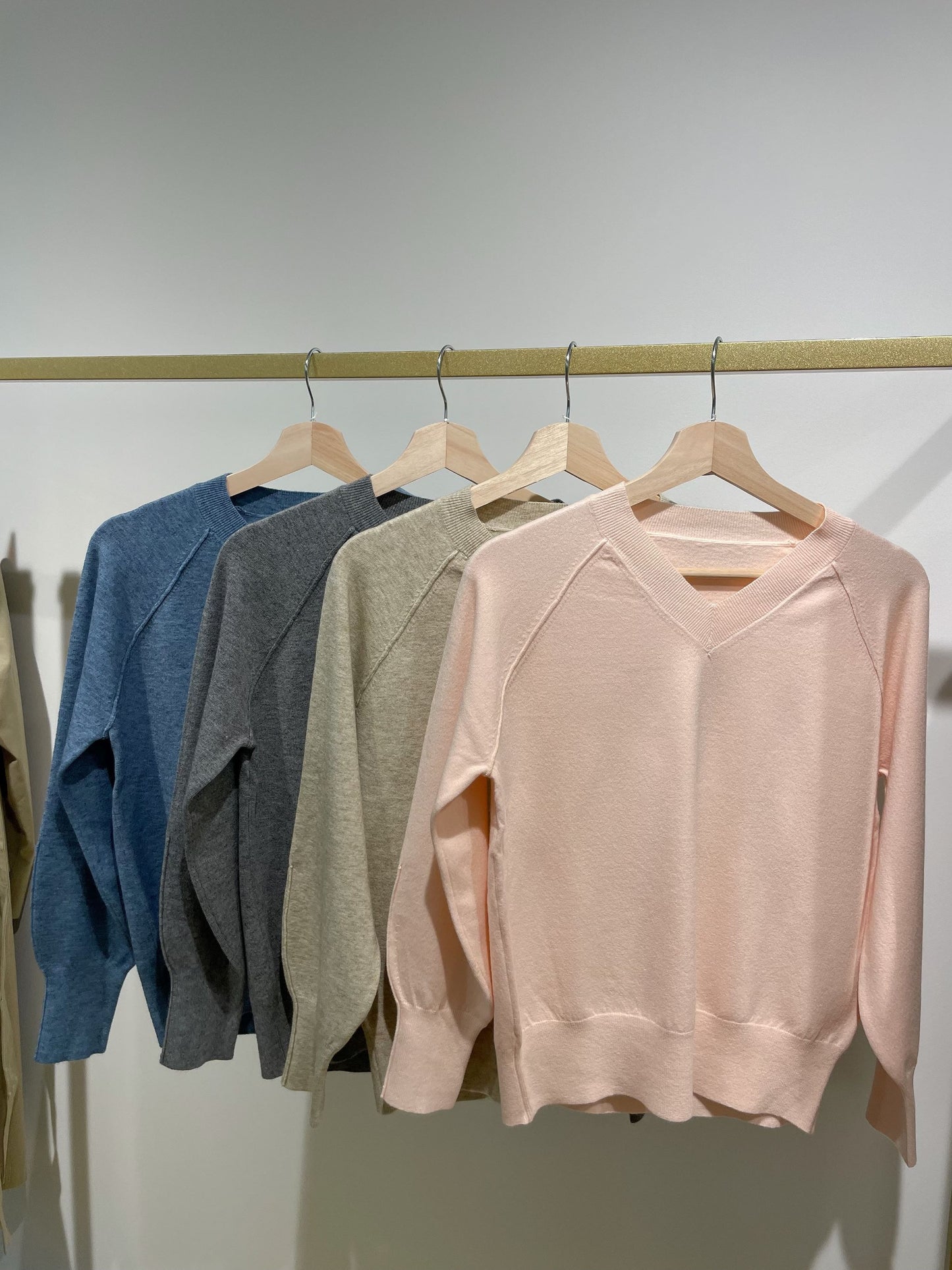 V Neck long sleeve sweater 2223