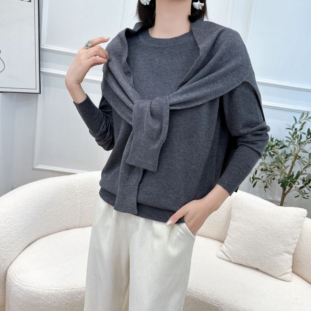 Two peice long sleeve sweater set