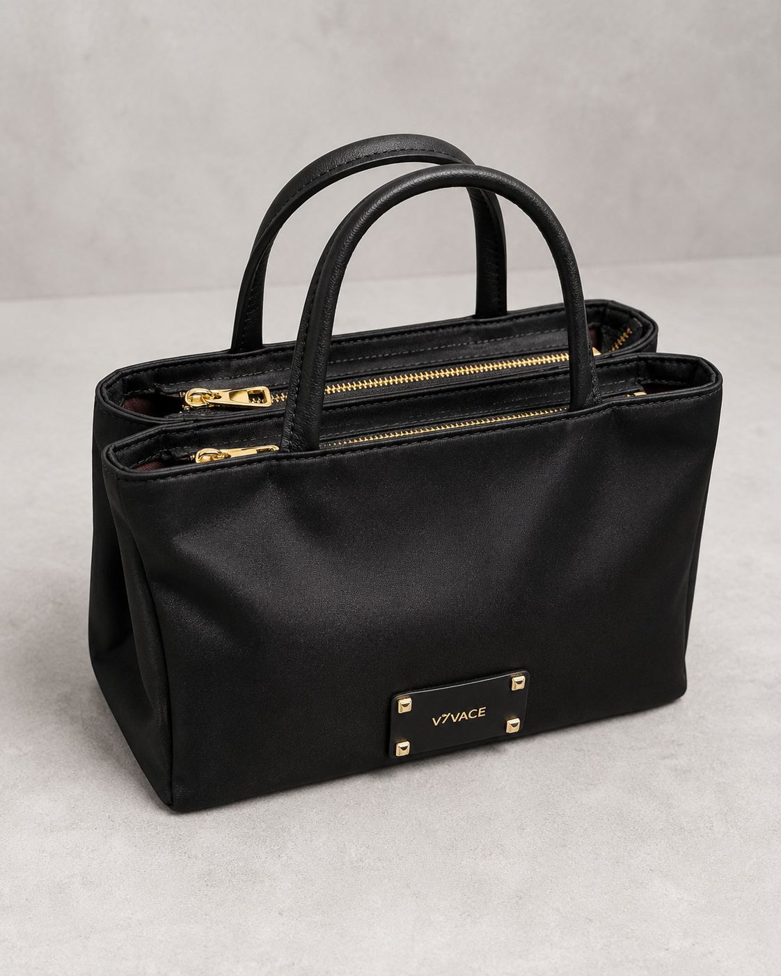 Sm Nylon Top Handle 6796