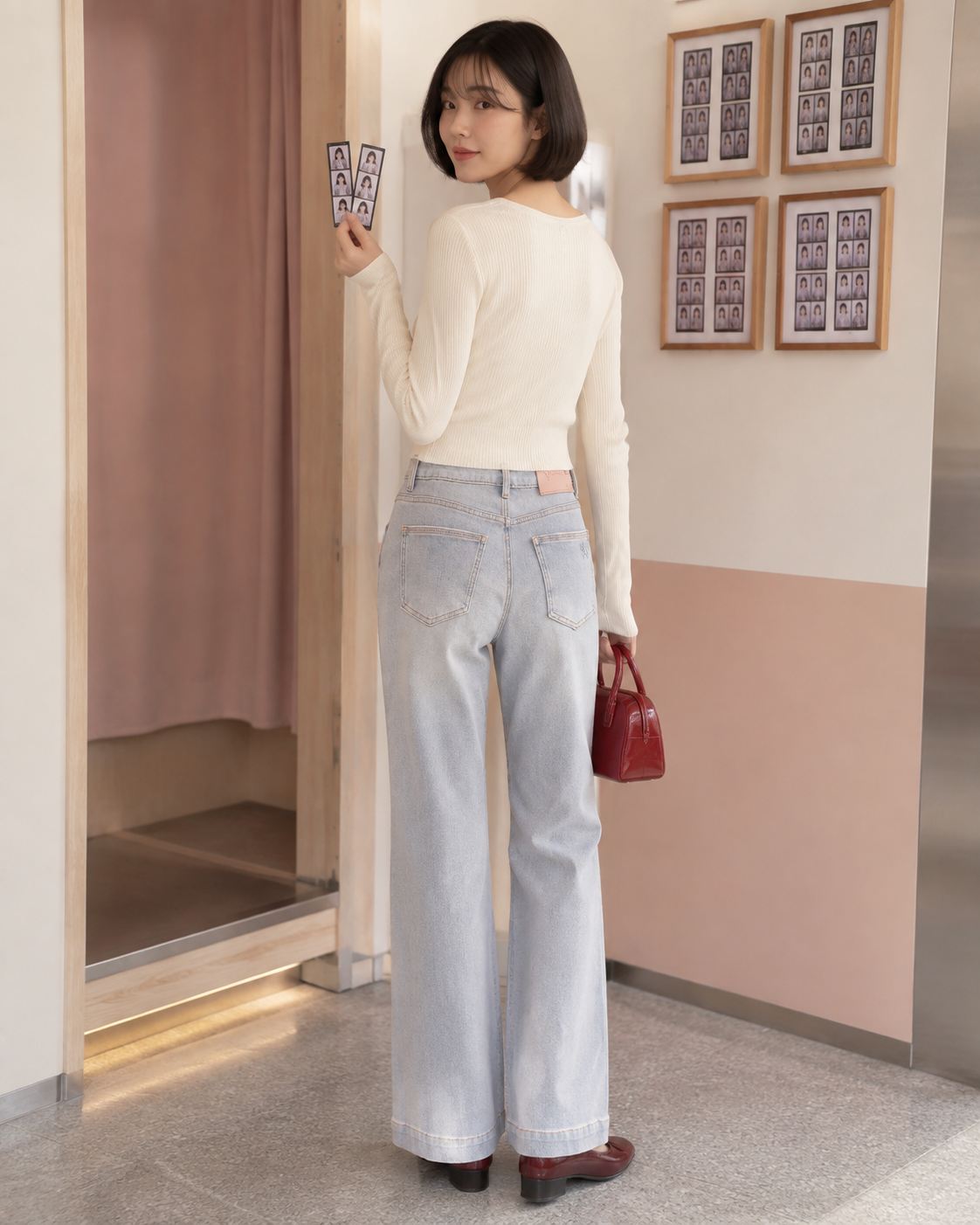 Stretchy Straight Cut Jeans