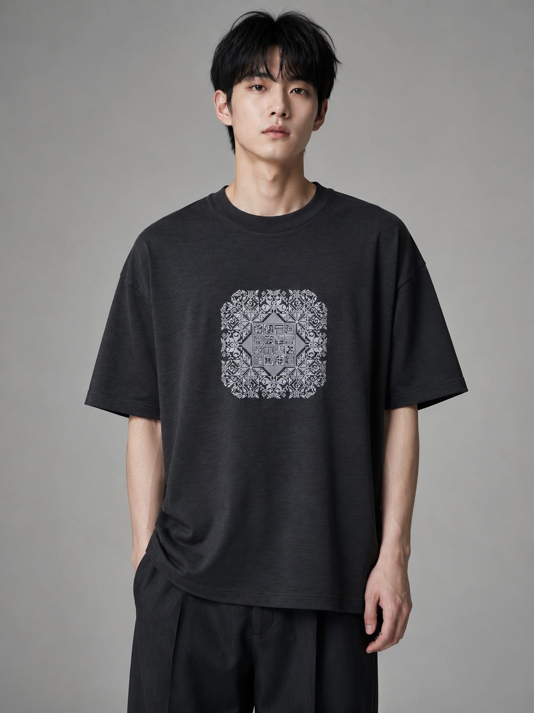 Totem Print T Shirt - D1182